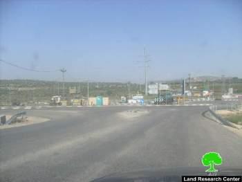 الشروع  في أعمال تجريف على حاجز زعترة تمهيداً لإقامة نقطة مراقبة جديدة