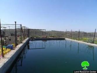 الاحتلال يهدد بهدم بركة مياه في وادي المغير جنوب مدينة الخليل