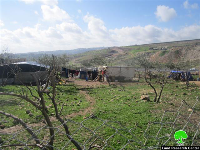 The Israeli occupation confiscates a number of tents