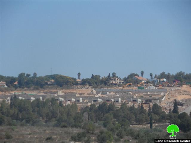 استمرار الأعمال في إنشاء حي استيطاني جديد في مستعمرة سلعيت