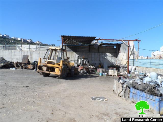 Stop-work orders on barracks in Idhna village in Hebron