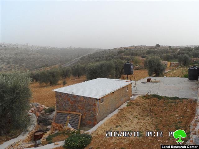 إخطارات بوقف البناء لخمسة آبار في بلدة سلواد