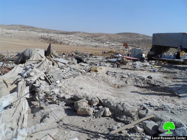 The Israeli occupation demolishes structures in the Hebron village of Al-Dhahiriya