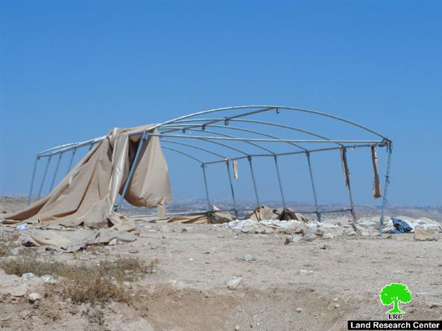 Demolition orders on two tents in Yatta hamlet of Al-Mafqara