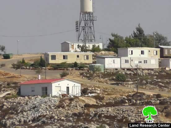 تكثيف هدم المساكن في ظل انتفاضة الأقصى 
​حي سكني فلسطيني يهدد بالهدم لحماية بؤرة استعمارية اسرائيلية