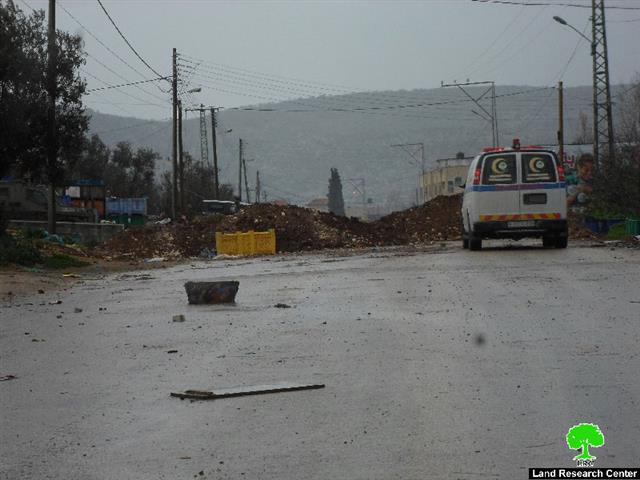 The Israeli Occupation Forces seal off all entrances of Qabatiya village in Jenin