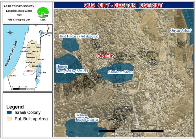 Israeli settlers seize four commercial shops inside the Old City of Hebron