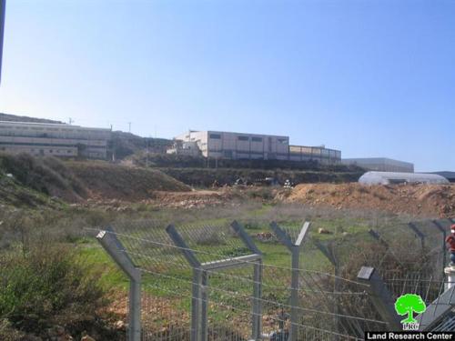 سلطات الاحتلال الاسرائيلي تشرع في أعمال توسعة في مجمع مصانع البركان