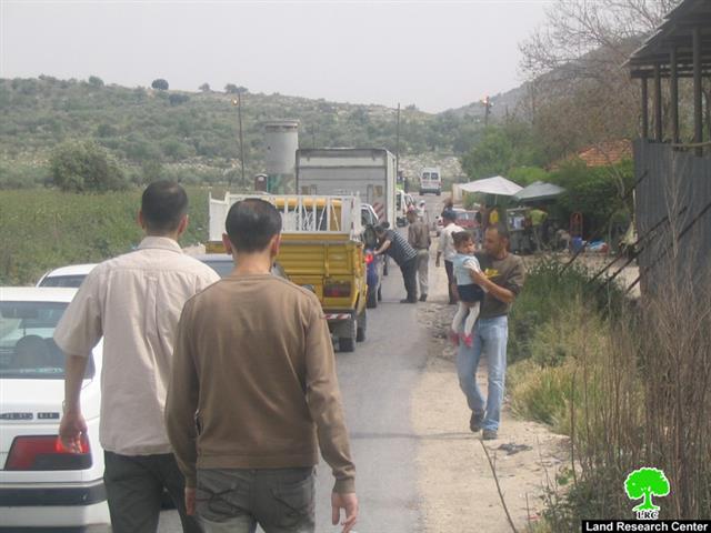 توسيع حاجز عناب الاحتلالي على حساب الأراضي الزراعية الفلسطينية