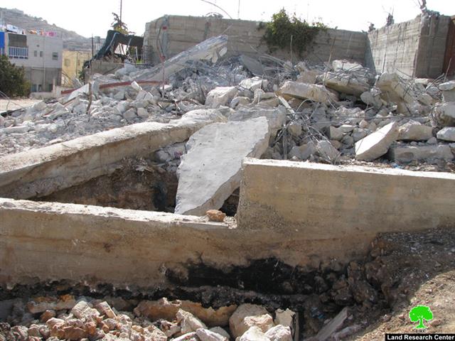 الاحتلال الاسرائيلي يهدم منزلاً ويشرد أفراده في حي البقعة