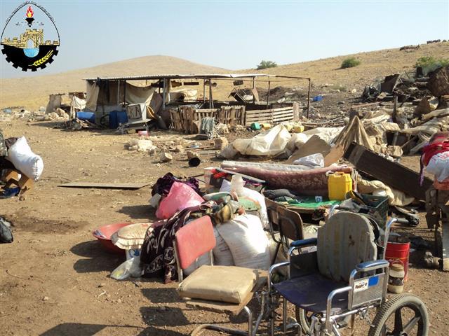 قوات الاحتلال الإسرائيلي تهدم أحد عشر مسكنا في الحديدية في محافظة طوباس