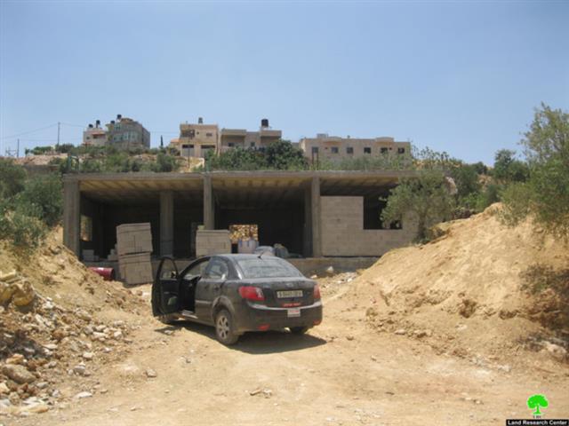 إخطار بوقف العمل والبناء في قرية نحالين – محافظة بيت لحم