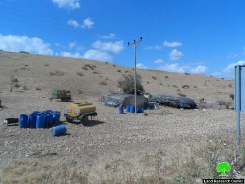 الاحتلال الإسرائيلي يخطر ثلاث عائلات بدوية من خربة عين الحلوة بوقف البناء لمنشاتهم السكنية والزراعية