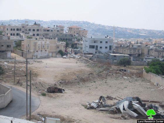 The Israeli Occupation Tears down a Warehouse in Ramallah