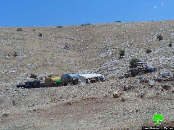 Notifying  Bedouin Families of Having to Stop Building in Al-Farisiyya