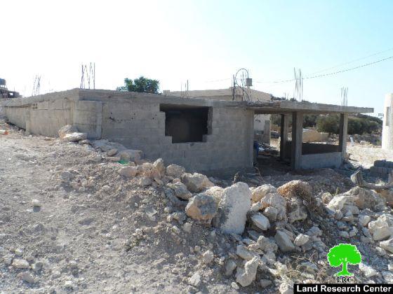 اخطار بوقف العمل في منزل غرب بلدة اذنا