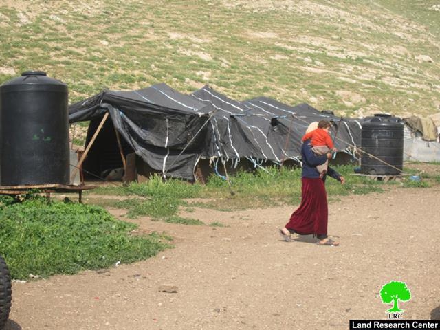 Notifying three families with demolition on their residential and agricultural structures