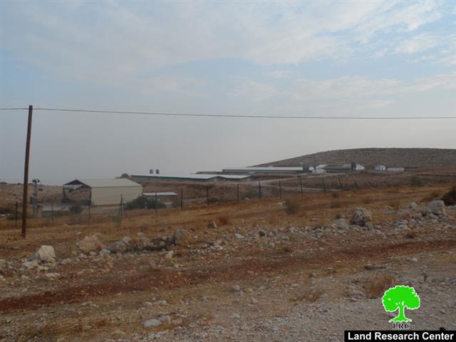 Jetit colonists lay the foundation base of a new outpost