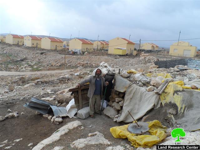 مستعمرو كرمئيل يستهدفون طابون خبز في أم الخير