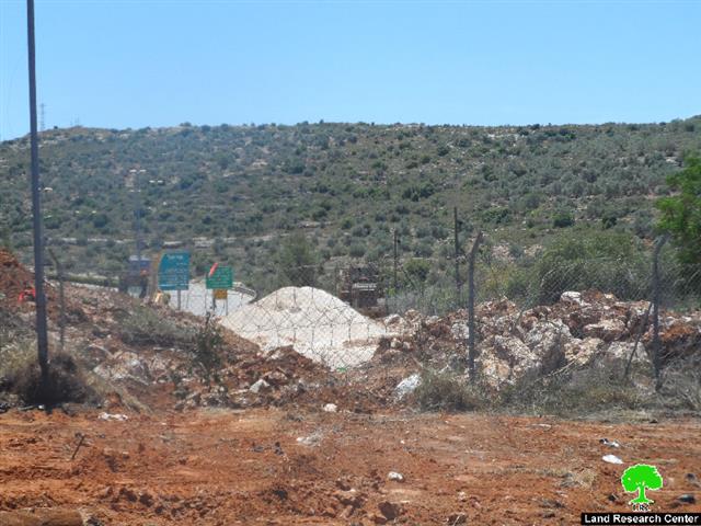 Expansion of a military checkpoint at the northern entrance of Salfit