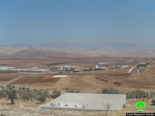 The Israeli occupation confiscates 1300m of pipelines for water providing in Sahel el-Buqaya