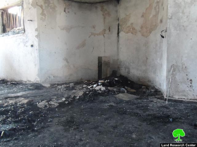 مستعمرون متطرفون يحرقون مسجد عثمان بن عفان في قرية المغير / محافظة رام الله