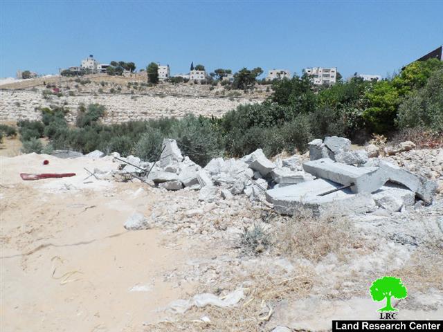 The Israeli occupation delivers 6 stop-work order in Bethlehem, demolishes a retaining wall and confiscates a caravan