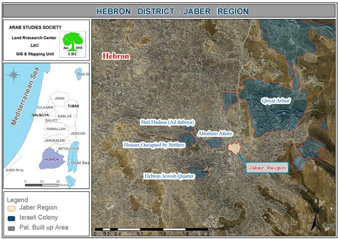 سلطات الاحتلال تغلق بالمكعبات الإسمنتية ثلاثة مداخل في حارة جابر بمدينة الخليل