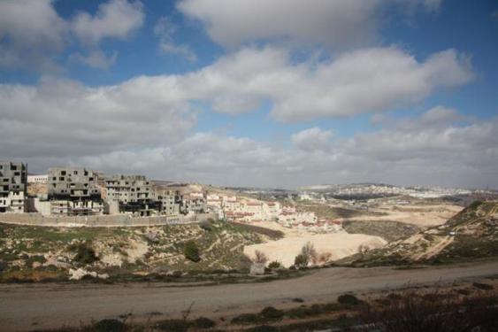 “تتضمن مناطق صناعية وتجارية وسياحية”  حي استيطاني جديد في مستوطنة “بيتار عيليت” على أراضي قرية واد فوكين الفلسطينية ومشاريع بناء في 13 مستوطنة اسرائيلية في الضفة الغربية المحتلة بواقع 1181 وحدة استيطانية