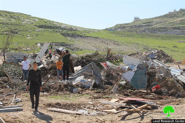 The Israeli Occupation Forces carry out a demolition and ravaging campaign in Al-Isawiya town
