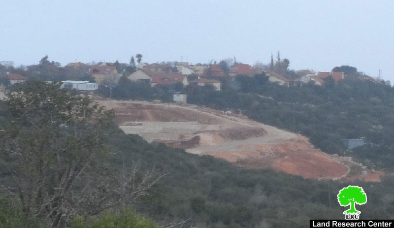 Expansion works on Yakir colony at the expense of Deir Istiya lands