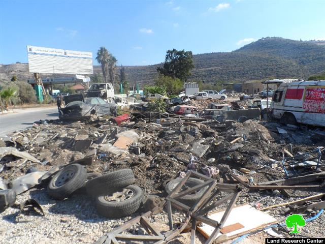 هدم ورش صناعية ومغسلة للسيارات في قرية اللبن الشرقي