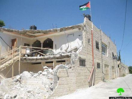 Demolition of four residences in al Mukabber