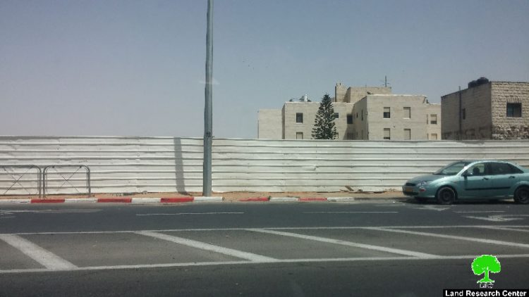 شركة استيطانية تضع يدها بالقوة على 3 دونمات في حي الشيخ جراح بحجة ملكيتها له