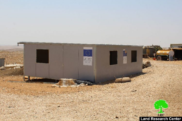 الاحتلال يهدد بهدم 5 مساكن في خربة أم الخير شرق يطا