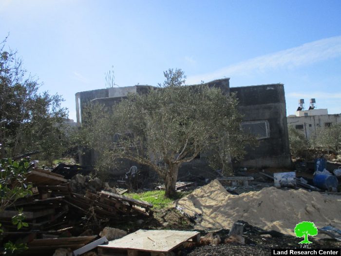 اخطارات بوقف البناء تطال منازل ومخازن تجارية في قرية حارس