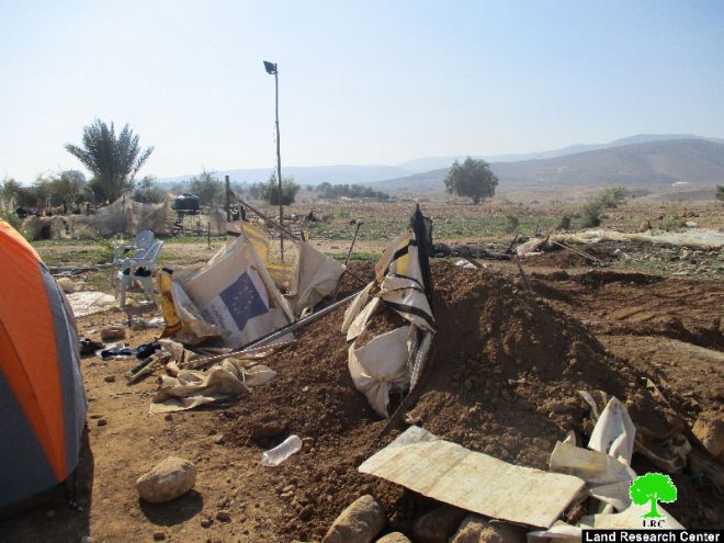 جيش الاحتلال يهدم مساكن في منطقة فصايل الوسطى