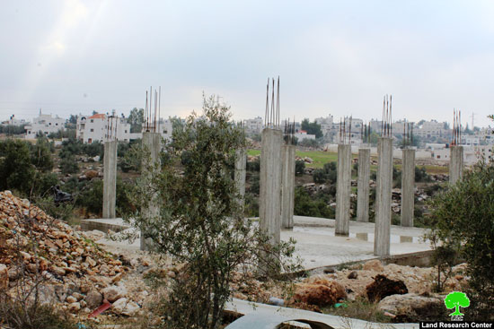 أوامر نهائية بهدم منزلين في بلدة إذنا غرب الخليل