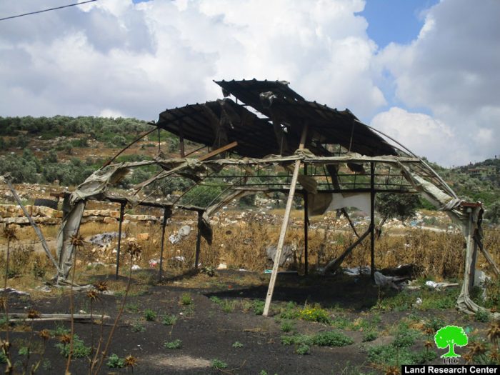 إحراق بركس زراعي على يد المستعمرين في قرية برقة