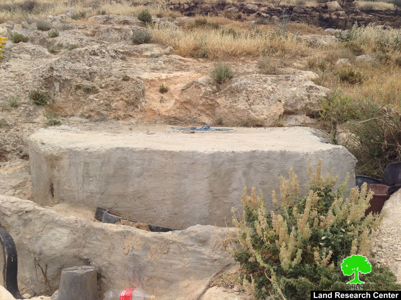 إخطارا بوقف العمل والبناء لبئر مياه في قرية بيت تعمر