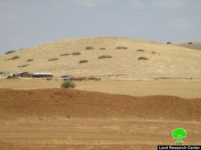Israel’s Occupation Forces  confiscate cows and water barrels from Tubas governorate