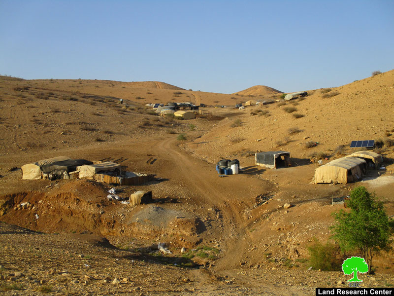 مصادرة  مواد بناء وألواح من الصفيح معدة لإنشاء مسكن في خربة ” مكحول” / محافظة طوباس
