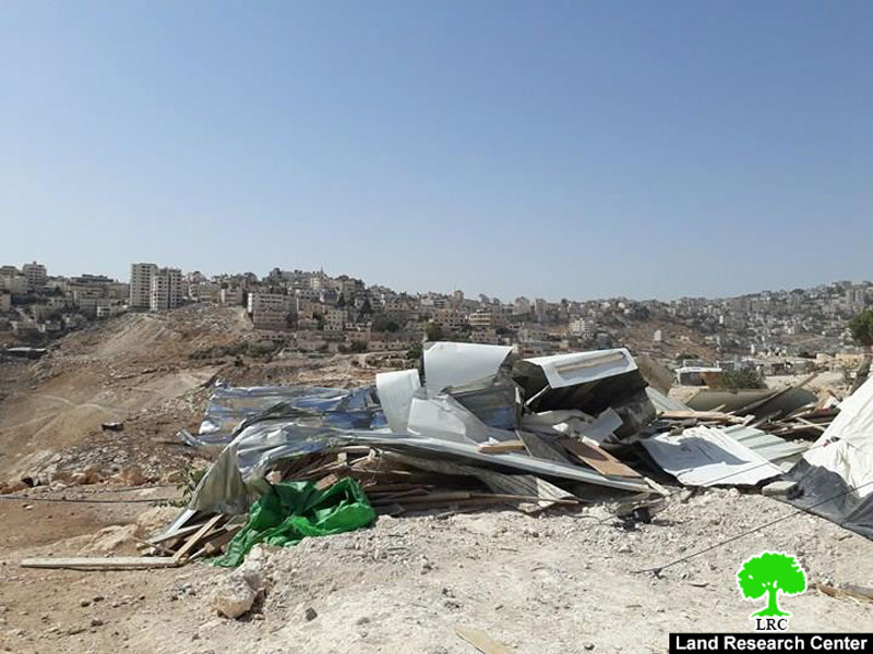 الإدارة المدنية العسكرية تهدم 4 مساكن في تجمع بدوي جبل البابا في العيزرية