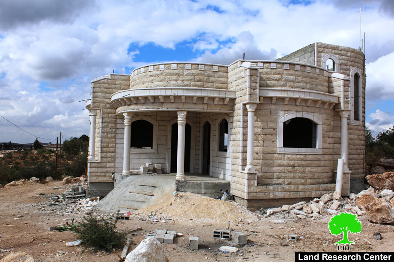 أمر نهائي بهدم منزل في بلدة إذنا غرب الخليل