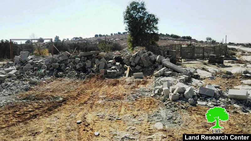 Israel’s Occupation Forces  demolish agricultural room in the Hebron city of Yatta