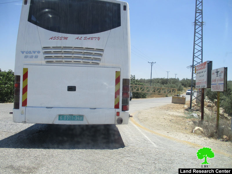 The Israeli Occupation Forces close the entrance of Deir Abu Mish’al village via metal gate
