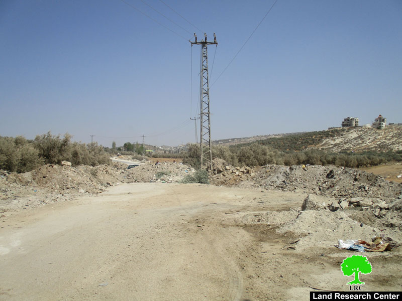 The Israeli Occupation Army closes the eastern entrance to Shaqba village
