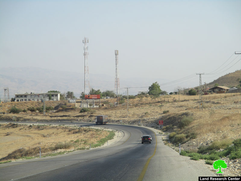 خط شعارات تحريضية على جدران المنازل في قرية النبي صالح محافظة رام الله