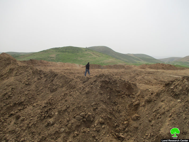 Israeli Occupation Forces demolish archeological cemetery in Tubas