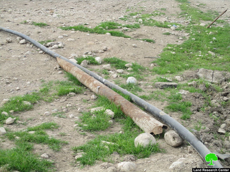 تدمير ومصادرة خطوط مائية ناقلة في منطقة الساكوت محافظة طوباس